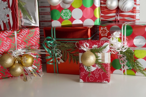 Holiday Gift Wrap 2 | the white dahlia