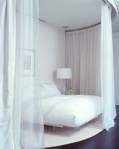 Bed Envy | the white dahlia | elledecor